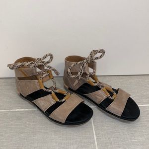 Sleep Lace-up Sandals